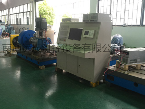 三維式曳引機測試臺